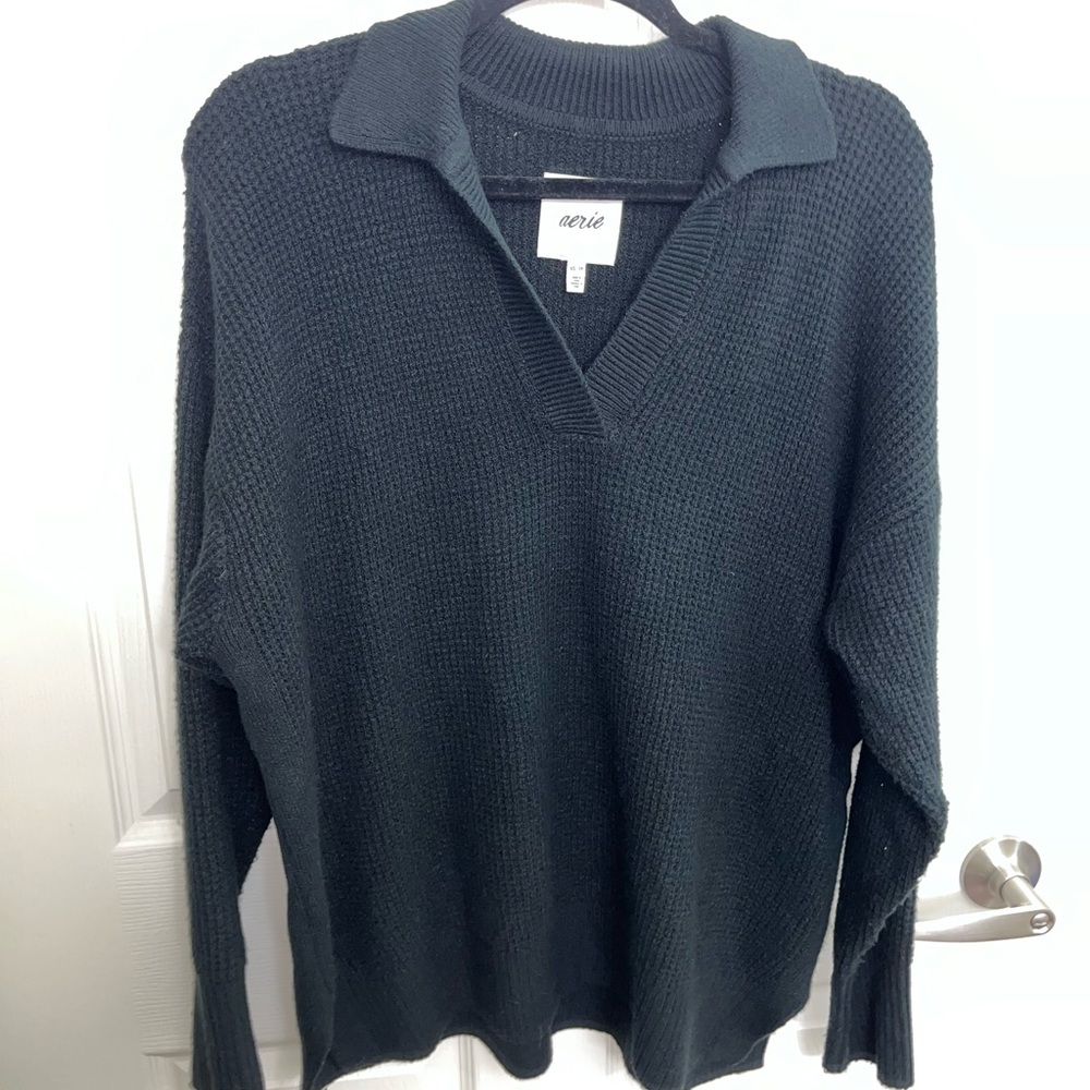 Aerie v neck collared sweater, xs